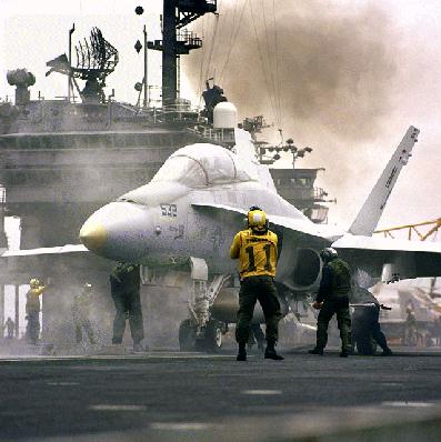 f18_9.jpg (31294 bytes)